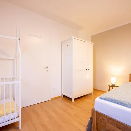 Large With Terrace Apartmán *