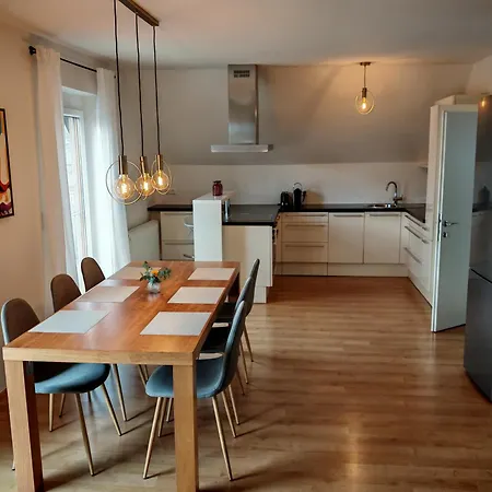 Large With Terrace Kerschdorf (Velden am Woerther See)