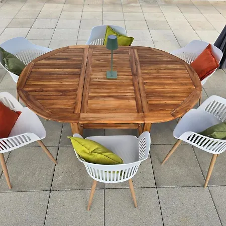 Large With Terrace Apartment *