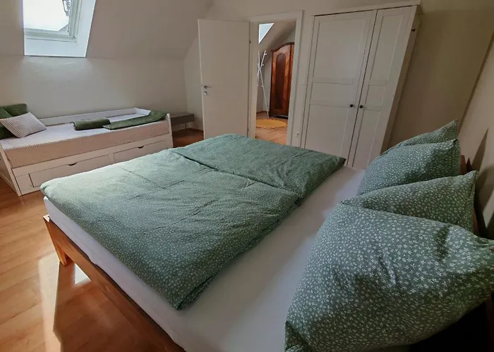 Large With Terrace Kerschdorf (Velden am Woerther See)